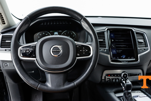 2016 Volvo XC90 T5 Momentum